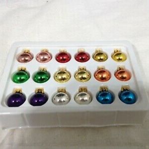 P7855 Partylite Glowing Tree Ornament Set